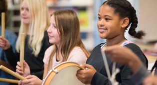 Op 111 scholen in Noord-Holland klinkt de komende jaren meer muziek in de klas!