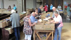 Grote tweedehands boeken- en platenmarkt ij de Koepelkerk