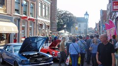 Hoorns Oldtimerspektakel tijdens Superkoopzondag