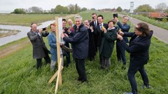 Dijkgraaf en burgemeesters lanceren fotoproject Westfriese Omringdijk