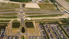 Afsluiting deel rijweg en onderdoorgang bij de Strip (Bangert/Oosterpolder)